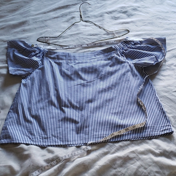 Revamped top - Picture 5 of 5